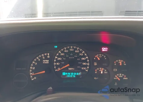 2001 Chevrolet Silverado 1500 Lt z USA, uszkodzony, nr VIN 2GCEK19T711151054